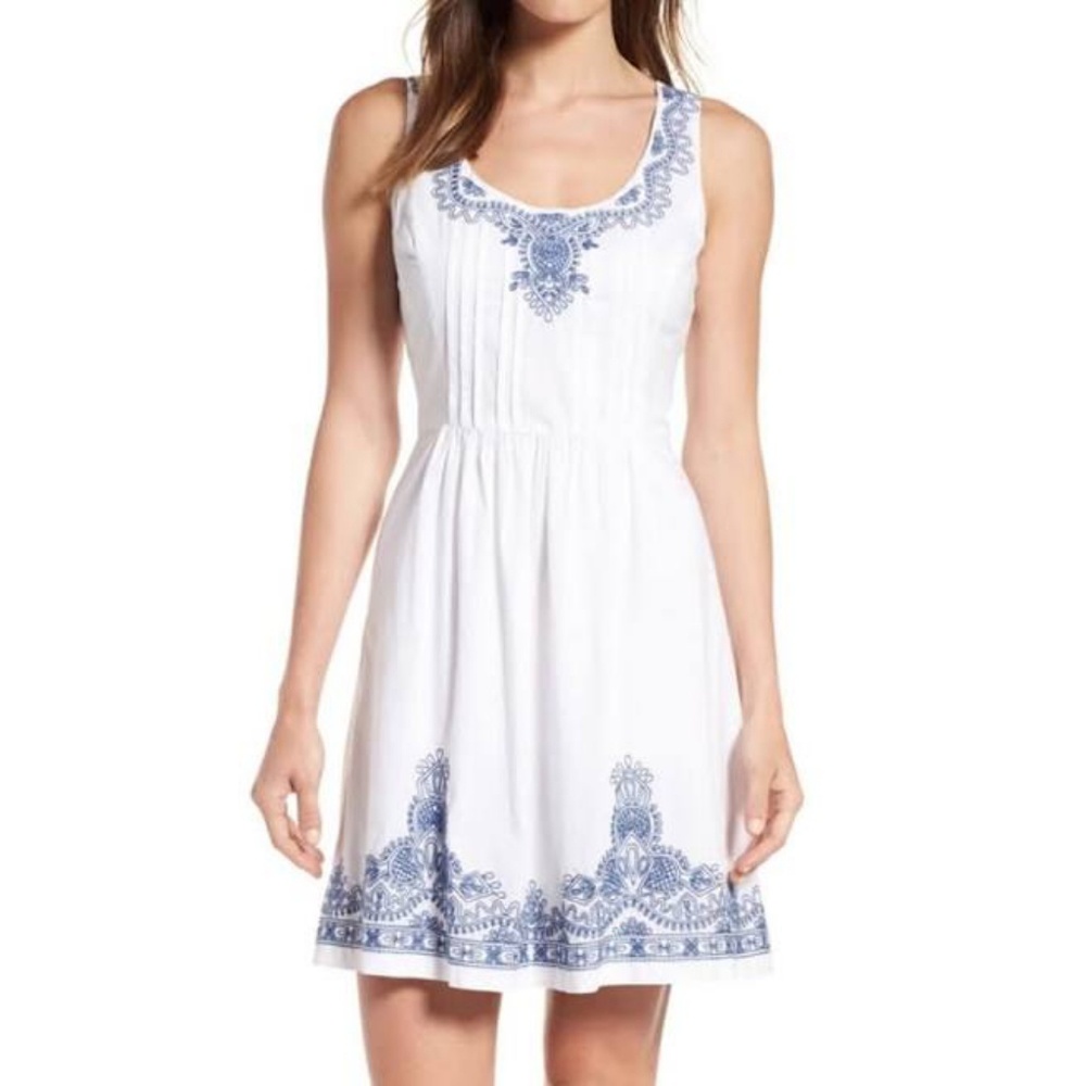 Vineyard Vines Embroidered Fit n Flare Dress Size6